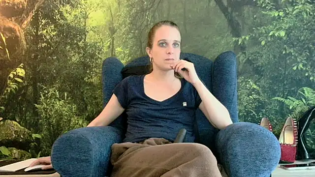 LadyChantale online show from March 2025 05:58:01 PM