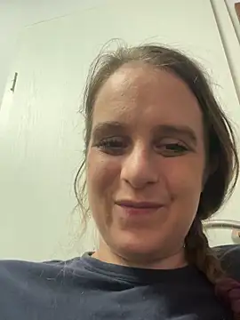 LadyChantale online show from May 2026 06:08:02 AM