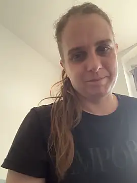 LadyChantale online show from May 2026 05:16:02 AM
