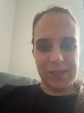 LadyChantale online show from May 2026 07:15:02 AM