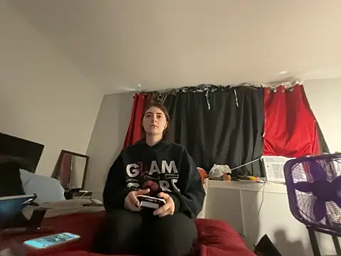 Snowbunnycake 131 online show from April 2026 02:33:01 PM