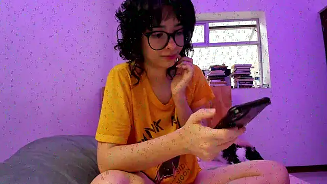  Lunnaa  online show from September 2025 10:53:01 PM