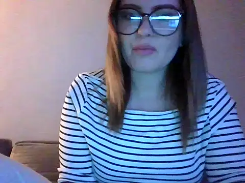 Sexclusive25 online show from September 2025 07:24:02 PM