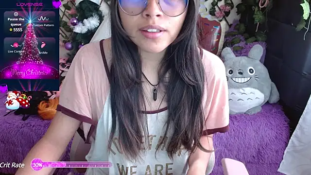 Snapshot of MidoriQuiinn chatting on December 2024 01:55:02 PM MidoriQuiinn online show from December 2024 01:55:02 PM