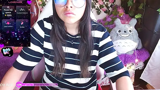 Snapshot of MidoriQuiinn chatting on January 2025 02:03:02 PM MidoriQuiinn online show from January 2025 02:03:02 PM