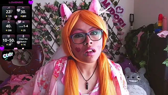 Snapshot of MidoriQuiinn chatting on January 2025 05:28:02 PM MidoriQuiinn online show from January 2025 05:28:02 PM