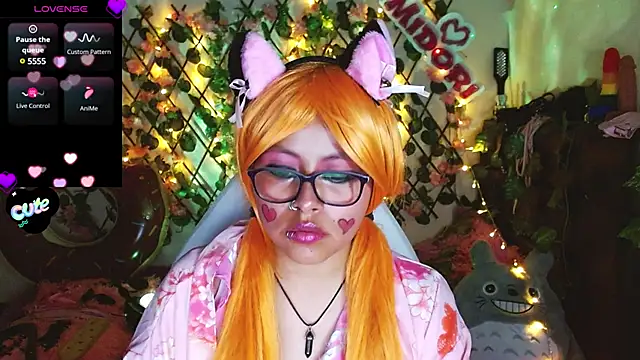 Snapshot of MidoriQuiinn chatting on January 2025 11:34:02 PM MidoriQuiinn online show from January 2025 11:34:02 PM