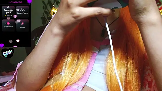 Snapshot of MidoriQuiinn chatting on January 2025 02:37:01 AM MidoriQuiinn online show from January 2025 02:37:01 AM