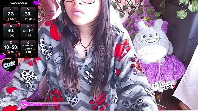 Snapshot of MidoriQuiinn chatting on February 2025 02:05:01 PM MidoriQuiinn online show from February 2025 02:05:01 PM