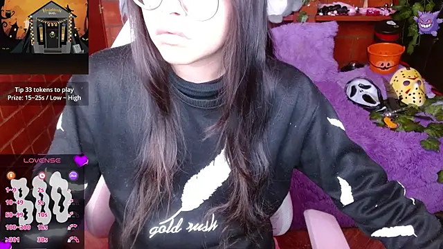 Snapshot of MidoriQuiinn chatting on October 2025 01:55:02 PM MidoriQuiinn online show from October 2025 01:55:02 PM