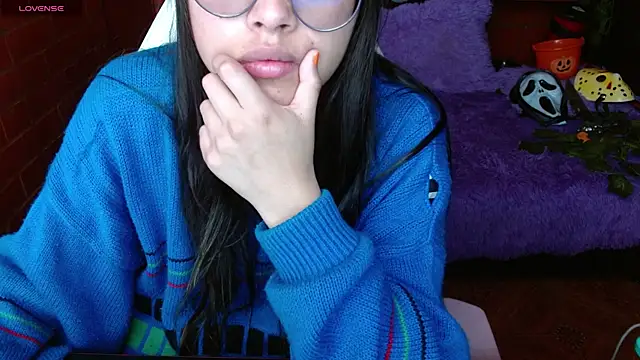 Snapshot of MidoriQuiinn chatting on October 2025 01:55:02 PM MidoriQuiinn online show from October 2025 01:55:02 PM