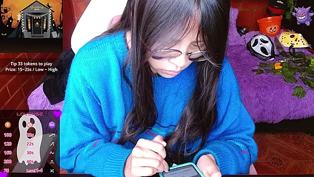 Snapshot of MidoriQuiinn chatting on October 2025 02:18:02 PM MidoriQuiinn online show from October 2025 02:18:02 PM