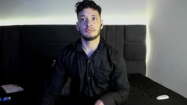 alejandro  2 online show from September 2025 03:56:02 PM