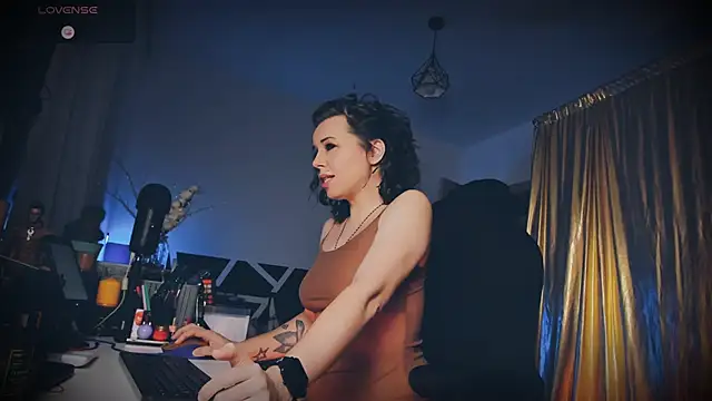 LisaDove online show from March 2025 01:53:02 AM