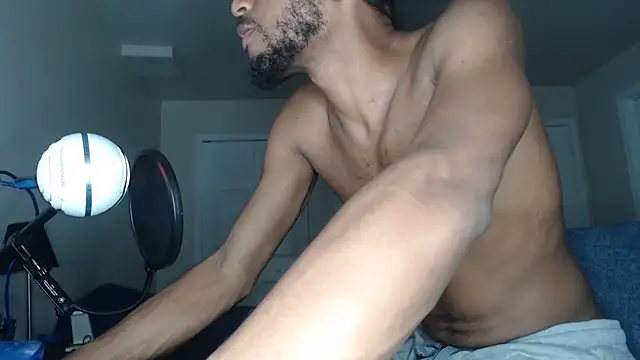 Snapshot of ChrisVacher chatting on November 2025 03:07:01 AM ChrisVacher online show from November 2025 03:07:01 AM