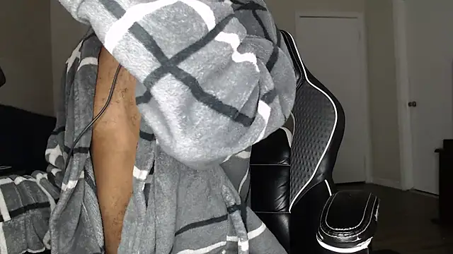 Snapshot of ChrisVacher chatting on December 2025 11:31:02 PM ChrisVacher online show from December 2025 11:31:02 PM