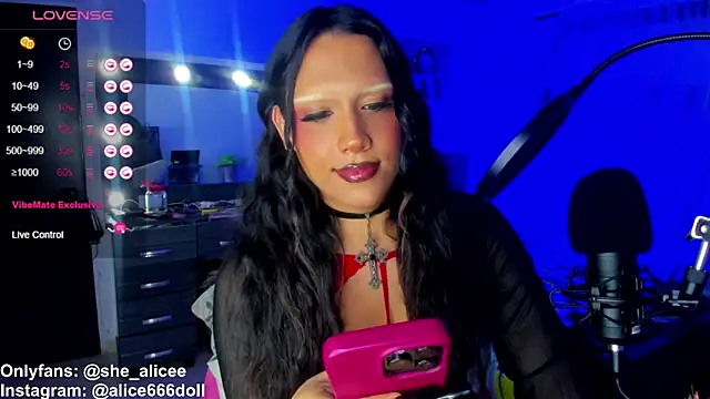 Snapshot of SWEET_ALICEXX chatting on December 2024 02:21:02 AM SWEET ALICEXX online show from December 2024 02:21:02 AM