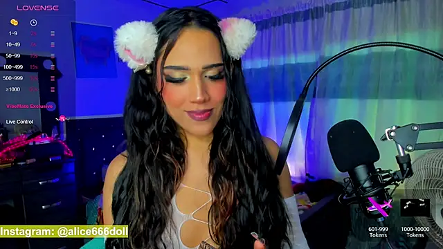 Snapshot of SWEET_ALICEXX chatting on March 2025 05:34:02 PM SWEET ALICEXX online show from March 2025 05:34:02 PM