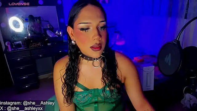 Snapshot of SWEET_ALICEXX chatting on October 2025 07:03:01 PM SWEET ALICEXX online show from October 2025 07:03:01 PM