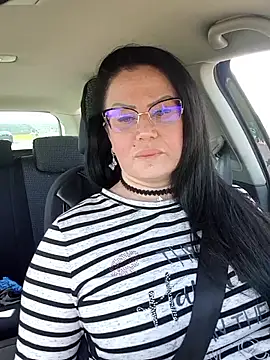 x  KHALEESI  x online show from April 2026 07:49:01 AM