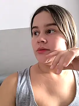 sweet lucia online show from January 2025 02:18:01 PM