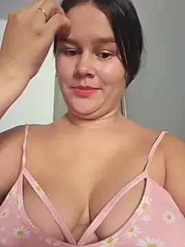 sweet lucia online show from November 2025 02:38:01 PM