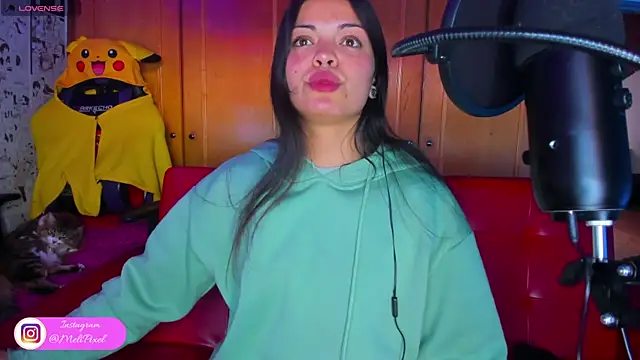 Snapshot of Meli_Pixel chatting on February 2025 08:26:01 PM Meli Pixel online show from February 2025 08:26:01 PM