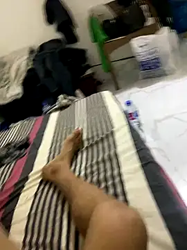 Snapshot of n2flix chatting on December 2025 12:50:02 AM n2flix online show from December 2025 12:50:02 AM