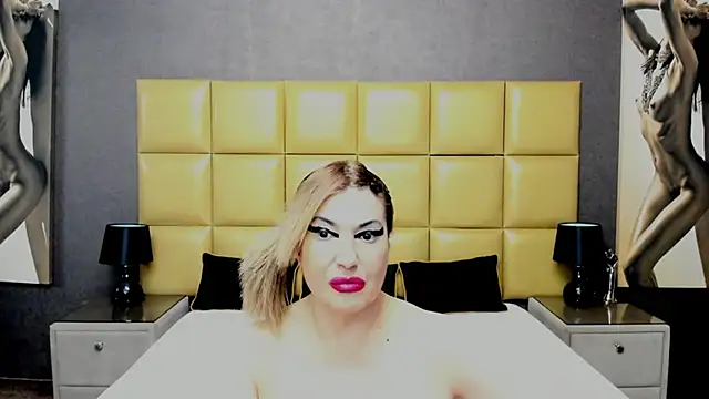 KiraLeila online show from February 2025 05:39:02 PM