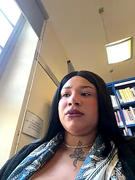 IamSashaLuv online show from October 2025 08:09:02 AM