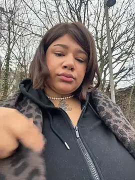 IamSashaLuv online show from December 2025 09:40:02 AM