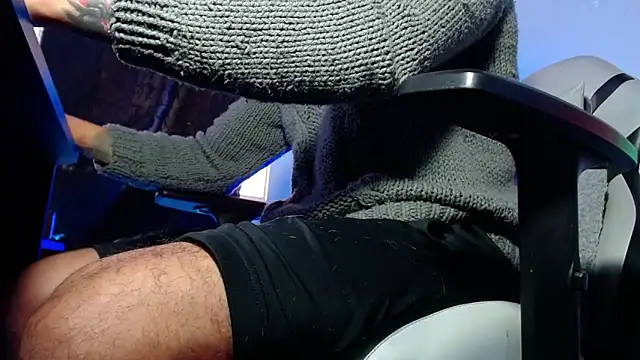 Snapshot of sebastian_horny chatting on February 2026 01:04:01 PM sebastian horny online show from February 2026 01:04:01 PM