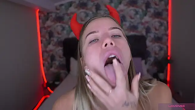 Sexy Ira online show from October 2025 06:23:01 AM