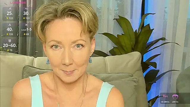 AkexandraFix online show from January 2026 01:04:01 PM