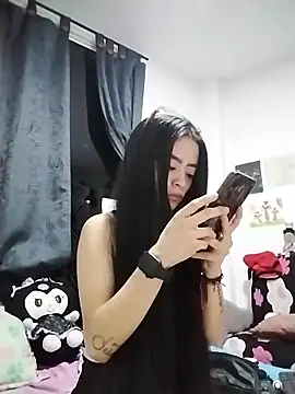 lorena allison  online show from April 2026 05:25:01 AM