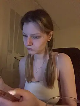 MaryHiggins online show from April 2026 06:09:01 PM