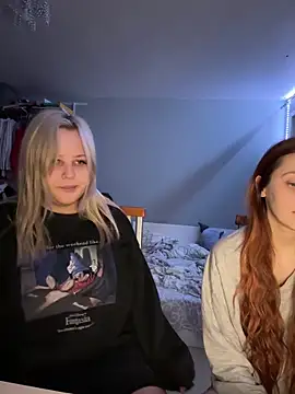 Snapshot of B_Ratz chatting on November 2025 07:30:02 PM B Ratz online show from November 2025 07:30:02 PM