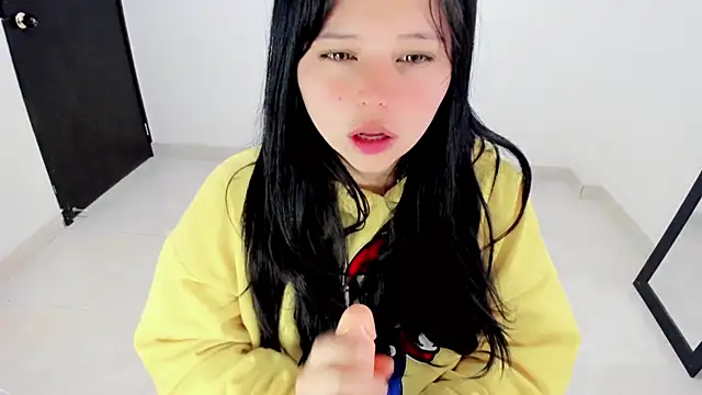 Snapshot of ariakyubi chatting on December 2024 02:27:02 PM ariakyubi online show from December 2024 02:27:02 PM