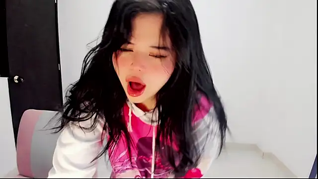 Snapshot of ariakyubi chatting on December 2024 10:11:02 AM ariakyubi online show from December 2024 10:11:02 AM