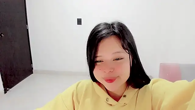 Snapshot of ariakyubi chatting on January 2025 03:37:01 AM ariakyubi online show from January 2025 03:37:01 AM