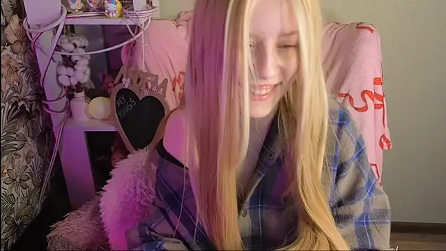 sarakaell online show from March 2026 01:54:02 AM