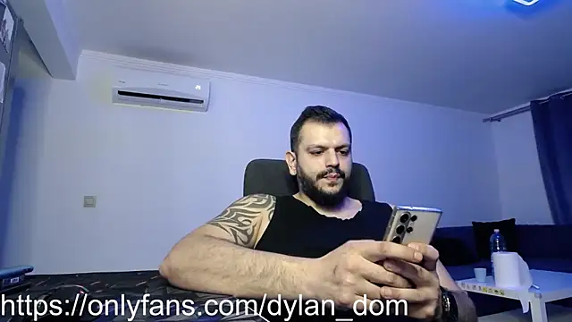 dyllan dom  online show from March 2026 11:11:01 PM