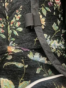 Snapshot of RylHoneyy chatting on November 2025 07:27:01 PM RylHoneyy online show from November 2025 07:27:01 PM