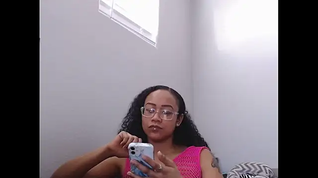 Snapshot of RylHoneyy chatting on February 2026 08:59:02 PM RylHoneyy online show from February 2026 08:59:02 PM