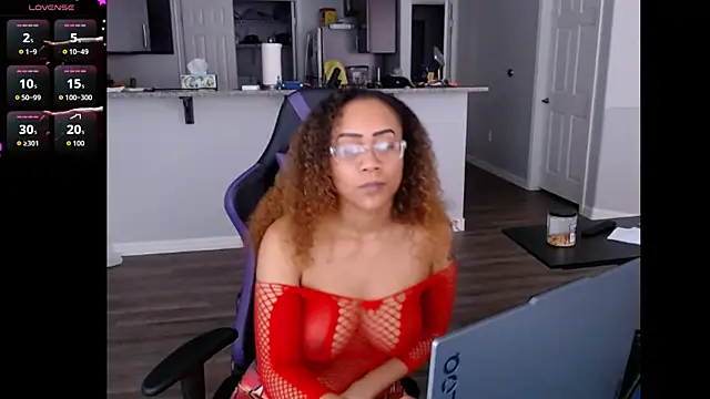 RylHoneyy online show from July 2026 09:17:02 PM