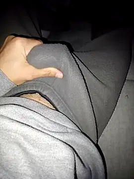 Snapshot of QuietBoy chatting on October 2025 12:52:02 AM QuietBoy online show from October 2025 12:52:02 AM