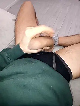 Snapshot of QuietBoy chatting on February 2026 05:06:02 PM QuietBoy online show from February 2026 05:06:02 PM