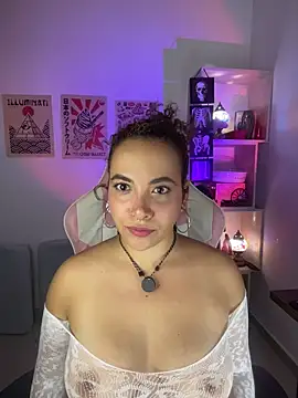Snapshot of Emma_Wish chatting on May 2026 09:08:02 PM Emma Wish online show from May 2026 09:08:02 PM