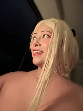 seraphine23 online show from January 2025 05:41:02 AM