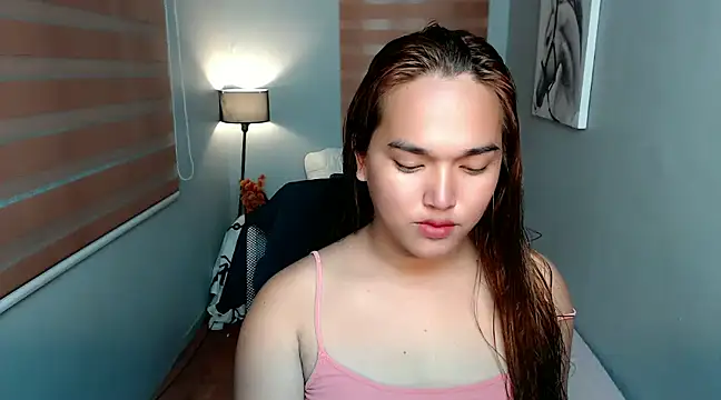 Snapshot of MoaningKylie chatting on December 2024 09:49:02 AM MoaningKylie online show from December 2024 09:49:02 AM